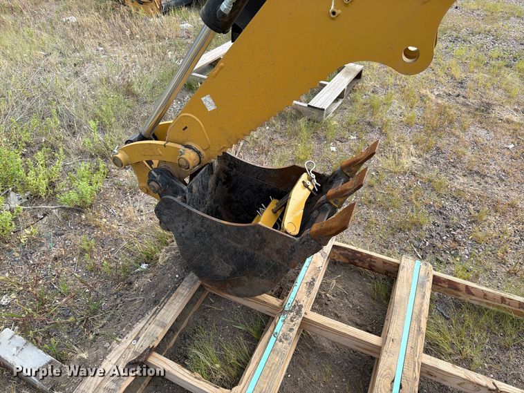 image for item FT6536 2013 Caterpillar BH150 skid steer backhoe