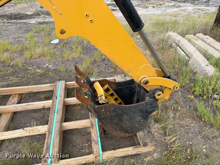 image for item FT6536 2013 Caterpillar BH150 skid steer backhoe
