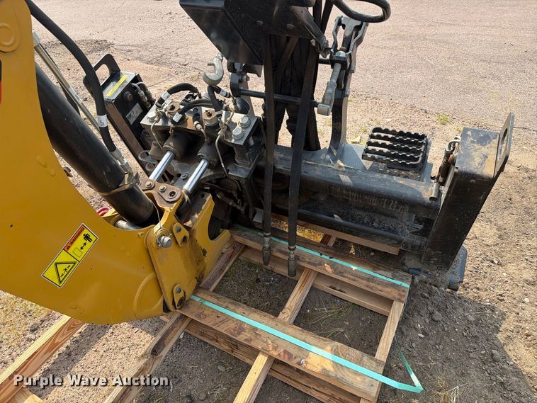 image for item FT6536 2013 Caterpillar BH150 skid steer backhoe