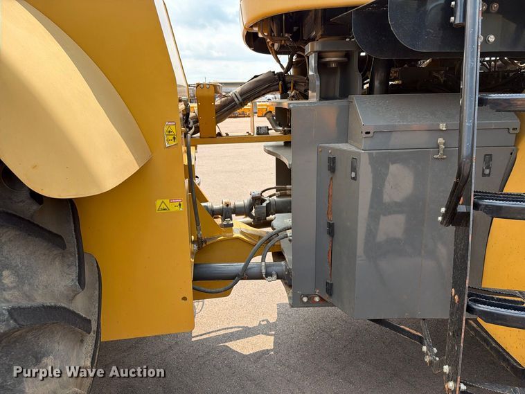 image for item FT6537 2010 Challenger MT955C 4WD tractor