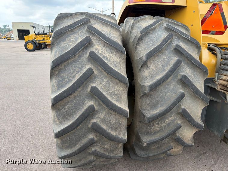 image for item FT6537 2010 Challenger MT955C 4WD tractor