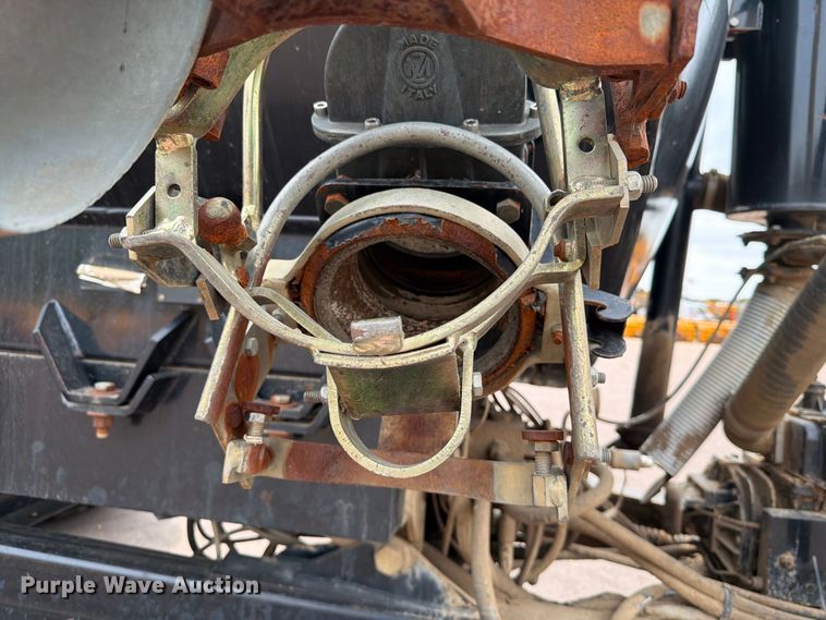 image for item FT6538 Balzer 6800 Tandem manure spreader