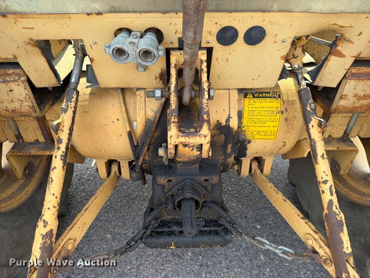 image for item FT6539 1987 Ford 445 tractor