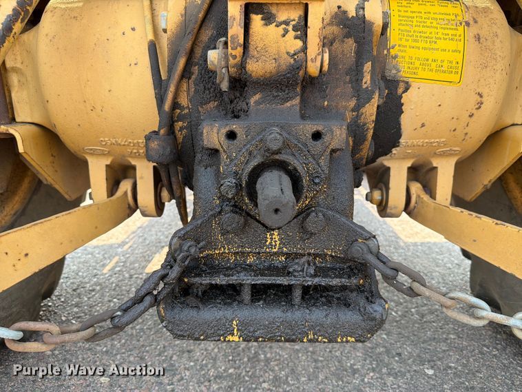 image for item FT6539 1987 Ford 445 tractor