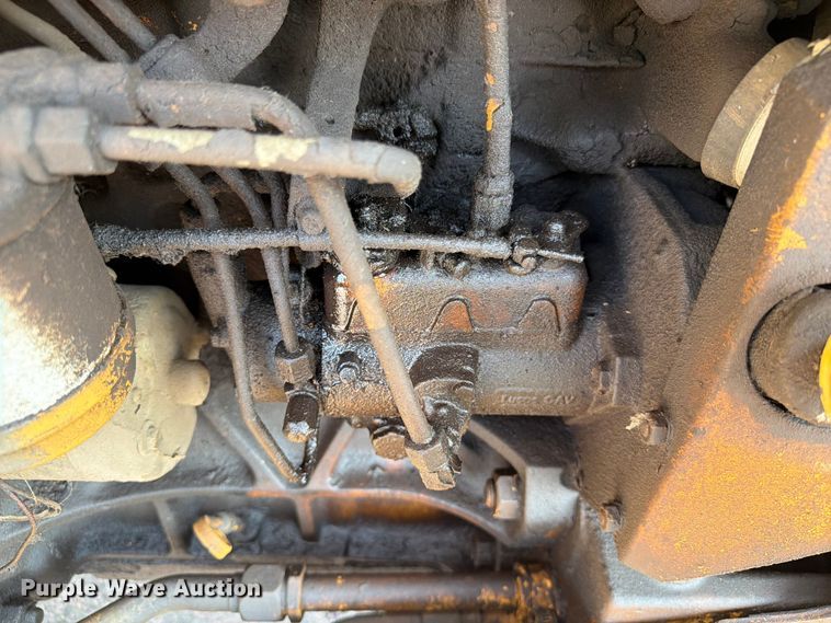 image for item FT6539 1987 Ford 445 tractor