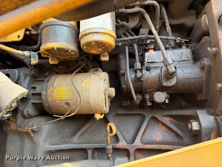 image for item FT6539 1987 Ford 445 tractor