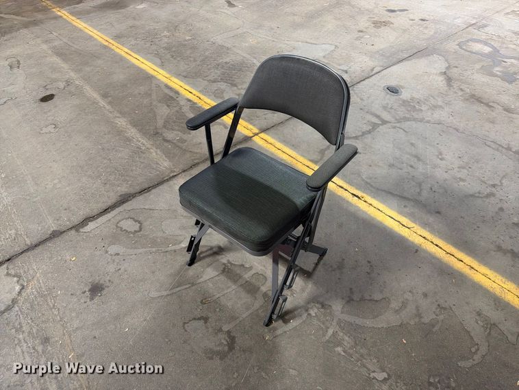 image for item FT6543 (46) folding chairs