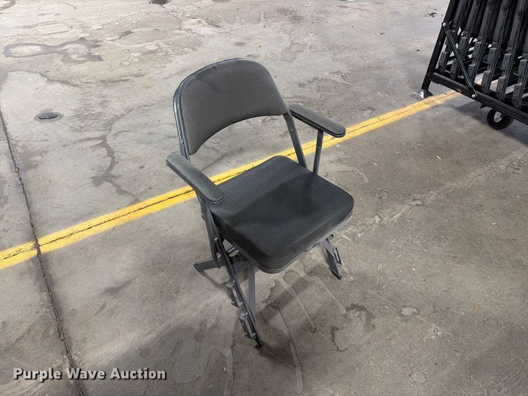 image for item FT6543 (46) folding chairs