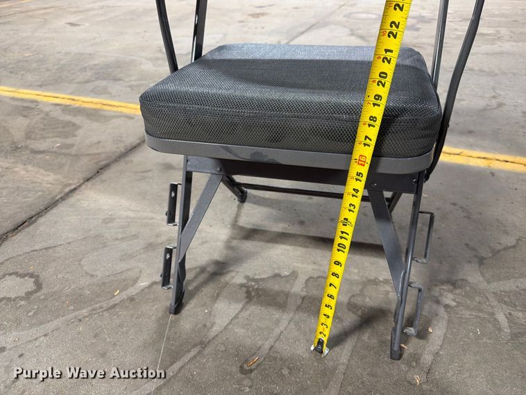 image for item FT6543 (46) folding chairs