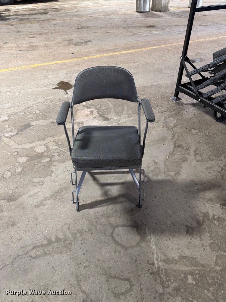 image for item FT6544 (50) folding chairs