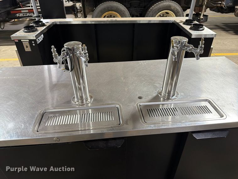 image for item FT6547 Beverage-Air DD68-1-B kegerator