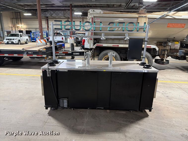image for item FT6548 Beverage Air DD68-1-B kegerator