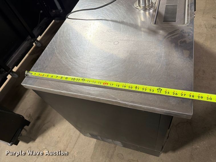 image for item FT6548 Beverage Air DD68-1-B kegerator