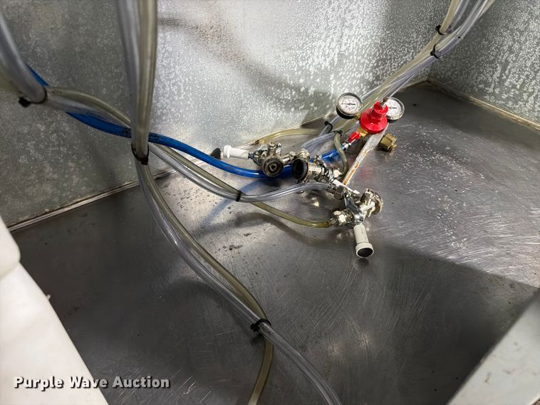 image for item FT6548 Beverage Air DD68-1-B kegerator