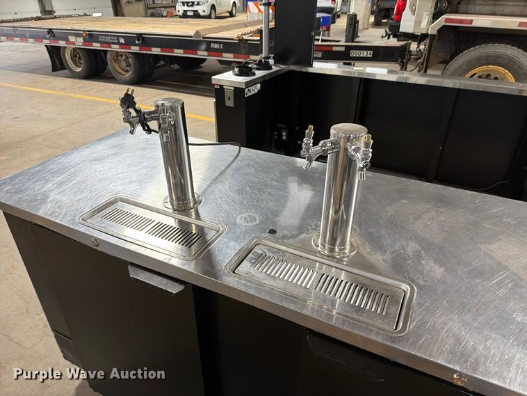 image for item FT6549 Beverage Air DD68-1-B kegerator