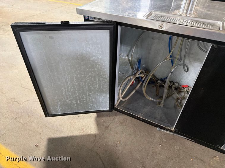image for item FT6549 Beverage Air DD68-1-B kegerator