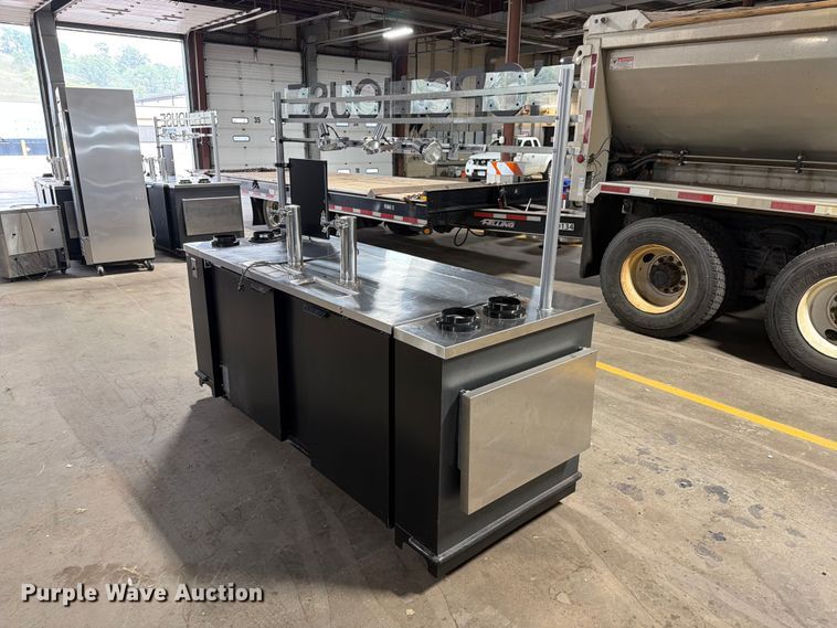 image for item FT6552 Beverage Air DD68-1-B kegerator