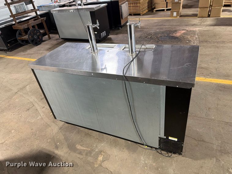 image for item FT6552 Beverage Air DD68-1-B kegerator