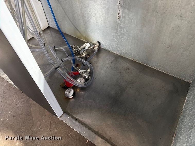 image for item FT6553 Beverage Air DD68C-1-B kegerator