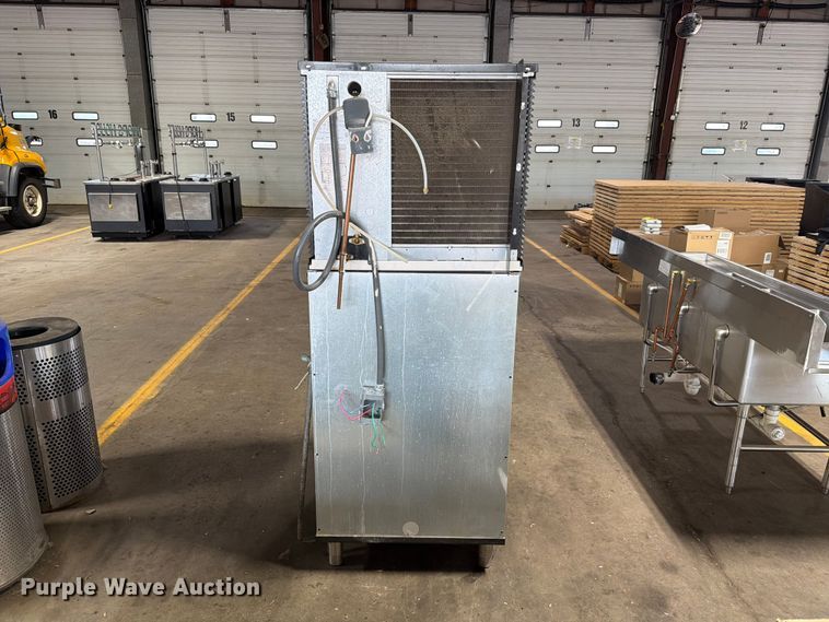 image for item FT6554 Manitowoc IY1004A-261 ice machine