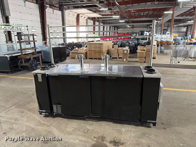image for item FT6556 Beverage Air DD68-1-B kegerator