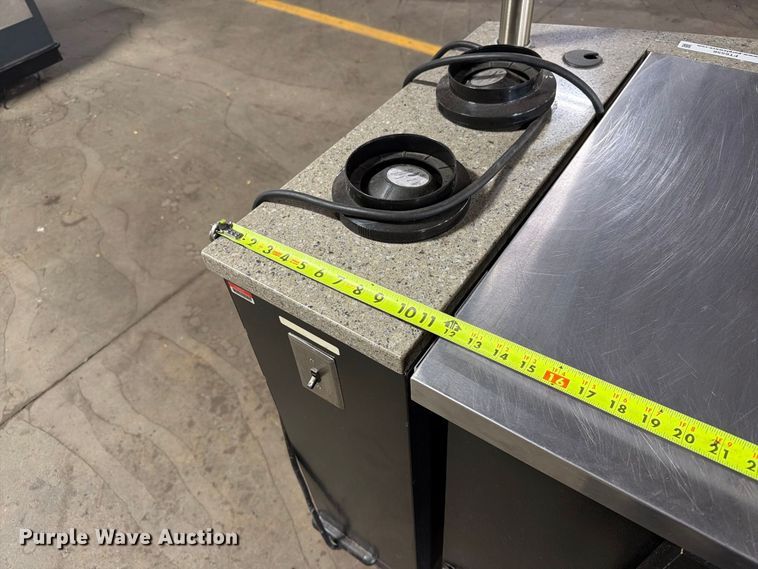 image for item FT6556 Beverage Air DD68-1-B kegerator