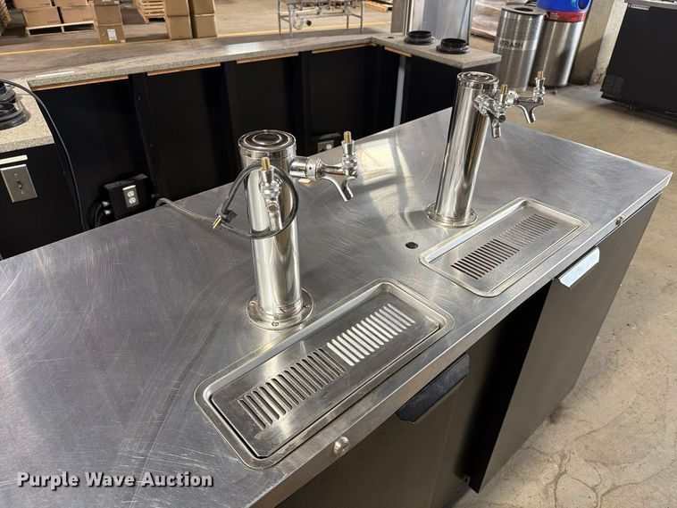 image for item FT6556 Beverage Air DD68-1-B kegerator