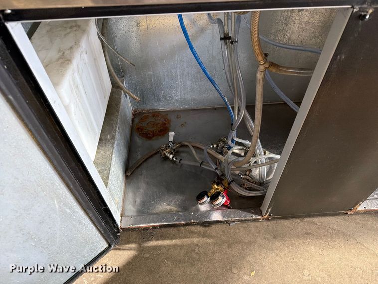 image for item FT6556 Beverage Air DD68-1-B kegerator