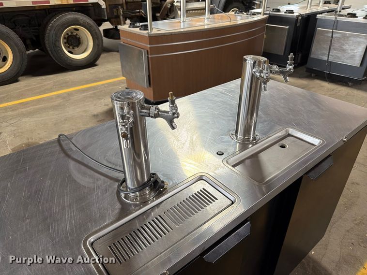 image for item FT6557 Beverage Air DD68-1-B kegerator 