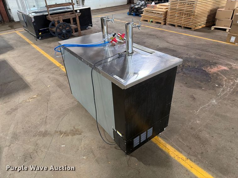 image for item FT6558 Beverage Air DD58-1-B kegerator