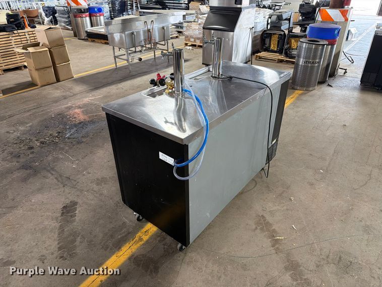 image for item FT6558 Beverage Air DD58-1-B kegerator