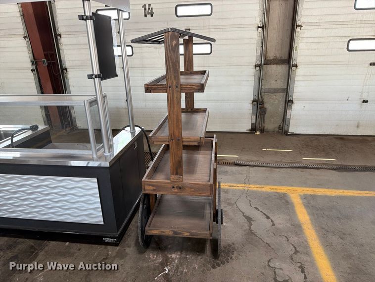 image for item FT6560 Food serving stand