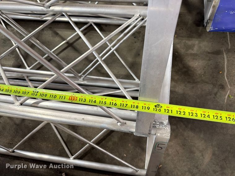 image for item FT6569 Metal Tri-Trusses