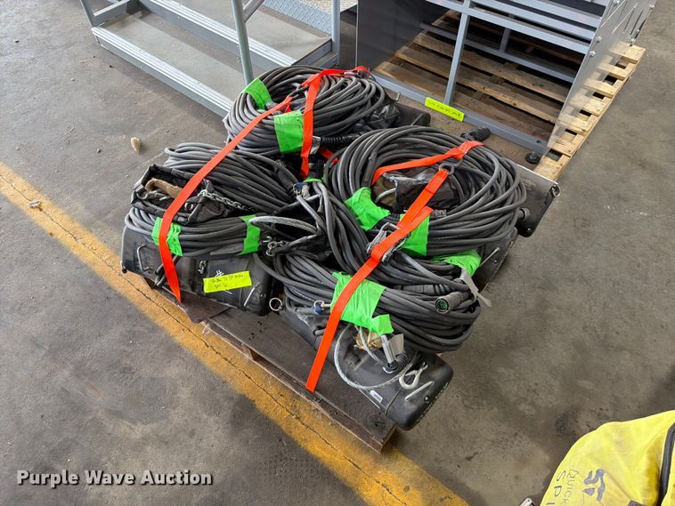 image for item FT6572 (6) CM lodestar hoists