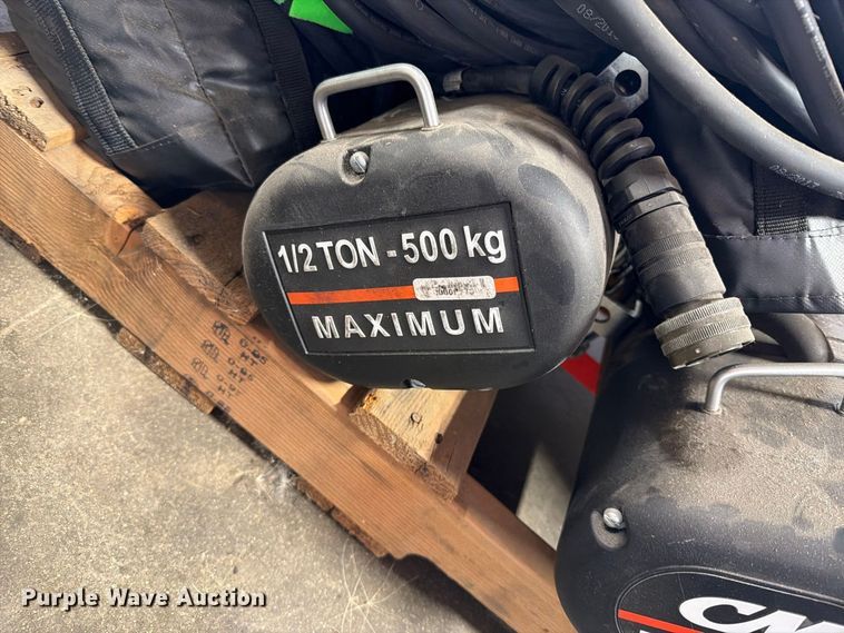 image for item FT6572 (6) CM lodestar hoists