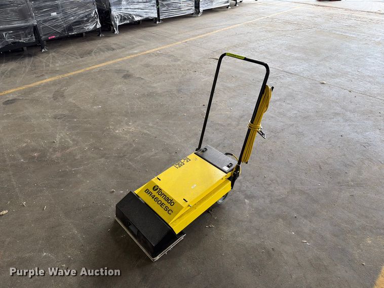 image for item FT6573 Tornado BR460ESC escalator cleaner