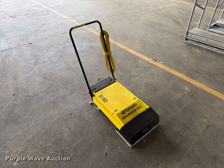 image for item FT6573 Tornado BR460ESC escalator cleaner
