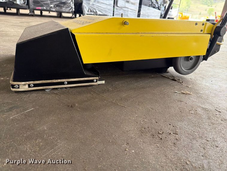 image for item FT6573 Tornado BR460ESC escalator cleaner