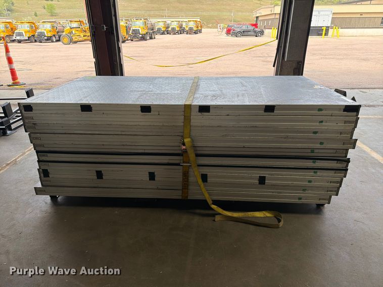 image for item FT6578 (10) StageRight outdoor stage decks