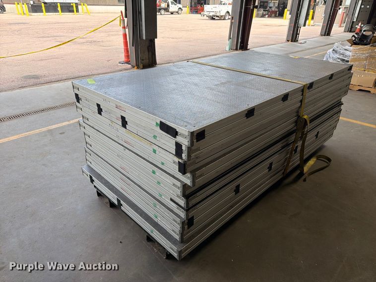 image for item FT6578 (10) StageRight outdoor stage decks