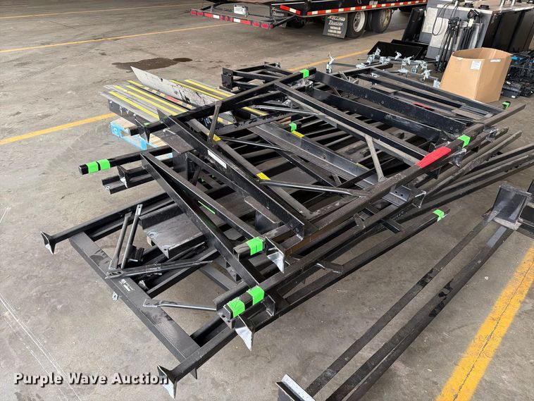 image for item FT6579 Metal stands