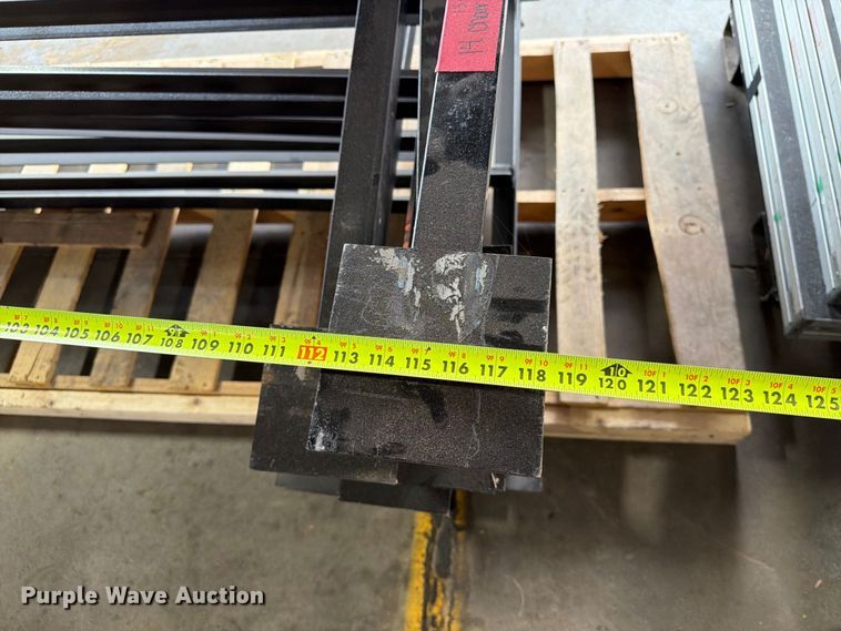 image for item FT6579 Metal stands