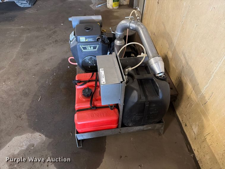 image for item FT6580 2015 Guardian 190ES sprayer