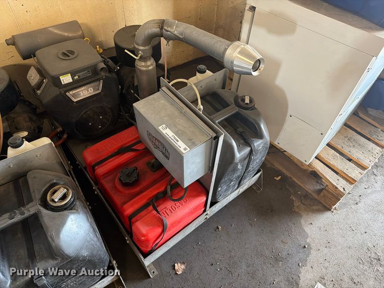 image for item FT6586 2015 Guardian 190ES sprayer