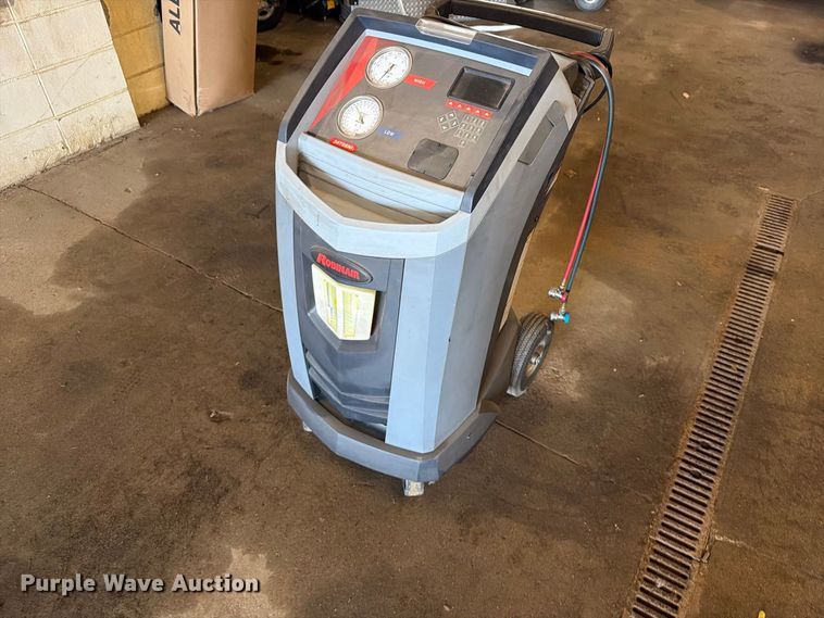 image for item FT6588 Robinair 34788NI refrigerant recovery recycling machine