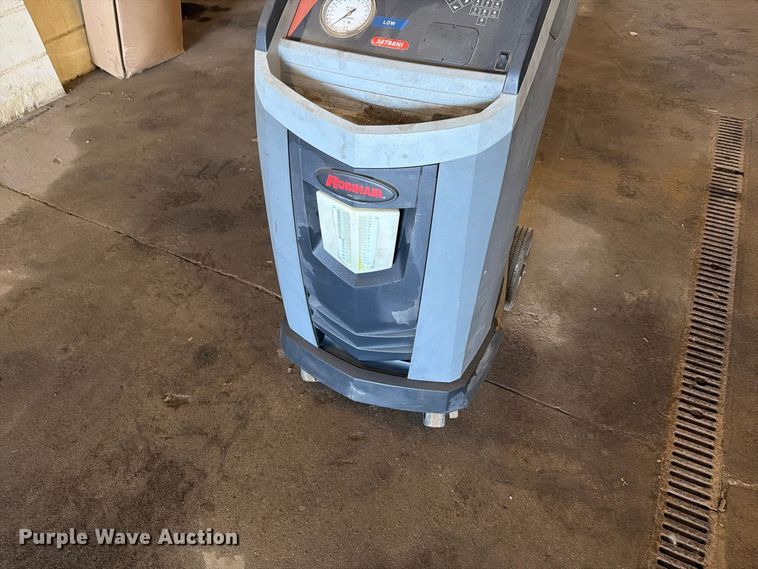 image for item FT6589 Robinair 34788NI refrigerant recovery recycling machine