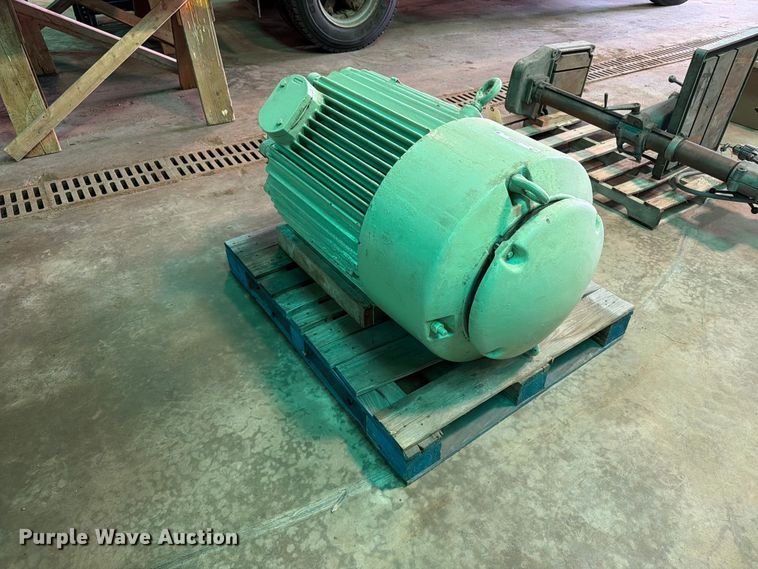 image for item FT6600 (2) Marathon 1C 449TTFS7070AN W electric motor