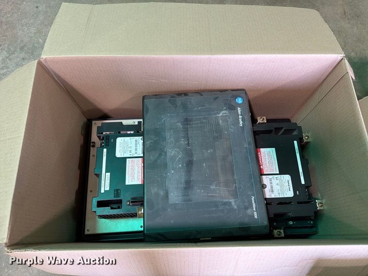 image for item FT6609 Allen-Bradley Panelview  electronics