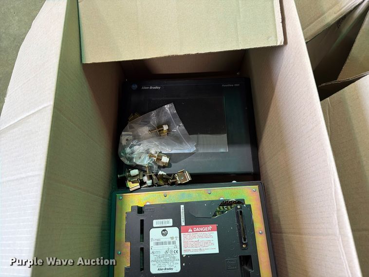 image for item FT6609 Allen-Bradley Panelview  electronics