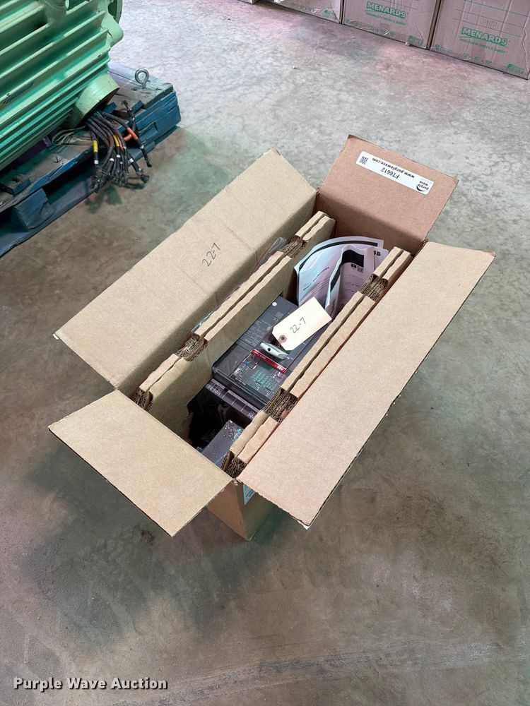 image for item FT6612 ABB Emax 2 circuit breaker